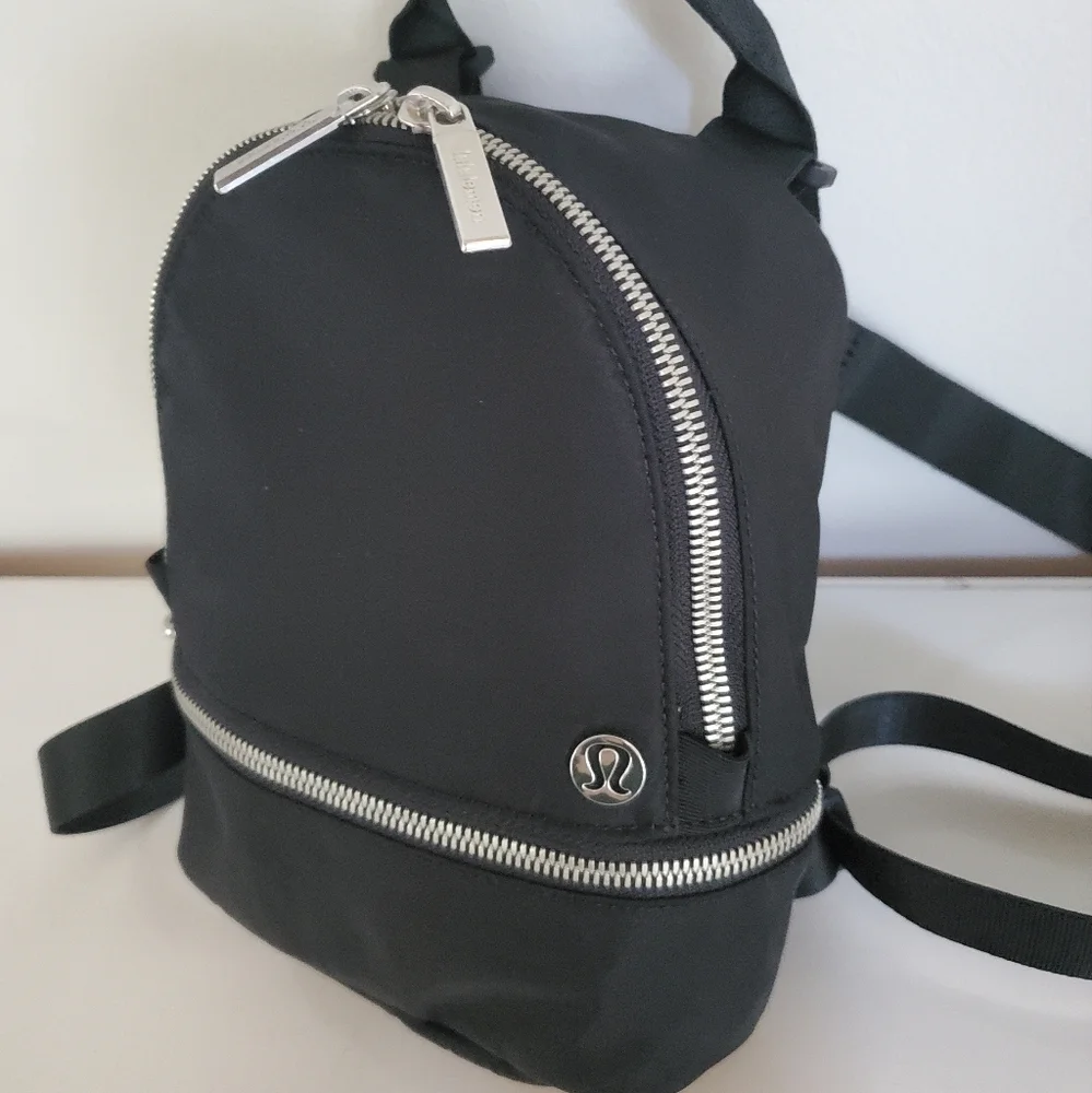 Lululemon City Adventurer Backpack *Micro 3L In Black